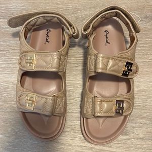 NWT Quilted Sandals